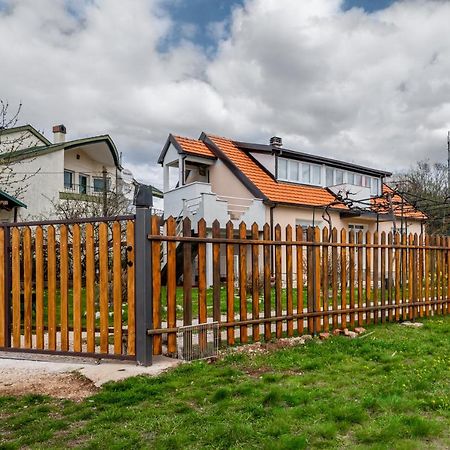 Frile Apartments Nikšić Extérieur photo