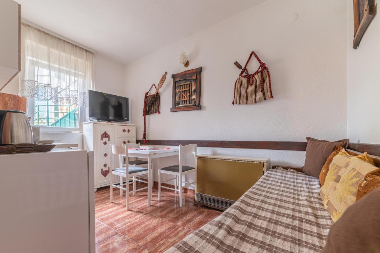 Frile Apartments Nikšić Extérieur photo